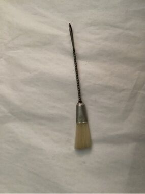 Vtg.. Singer Sewing Machine Lint Brush, length 6 1/2”s